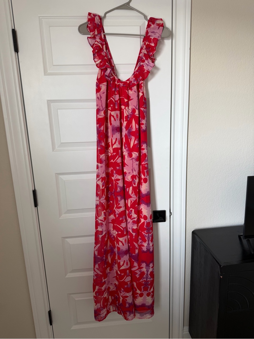 ASOS maxi dress - size 12 (can fit size 4-12)
